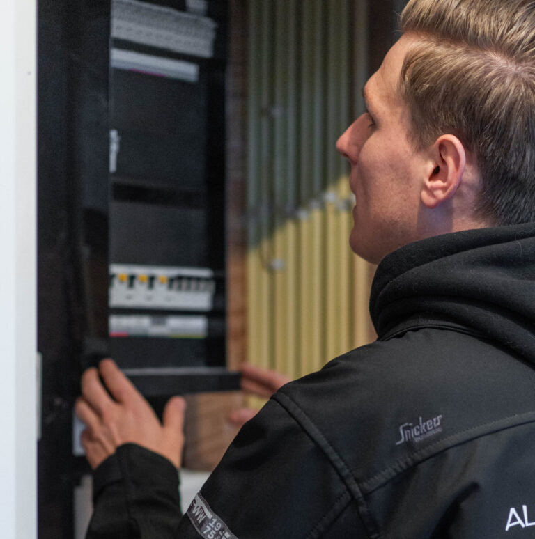 Installatiebedrijf werkzaam met service en onderhoud software - installatiebedrijven